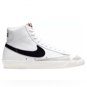 Nike Blazer ‘77 high top sneakers, size 10, GUC, basketball, classic, swoosh